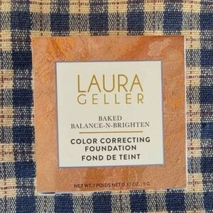 Laura Geller Baked Balance-N-Brighten Foundation